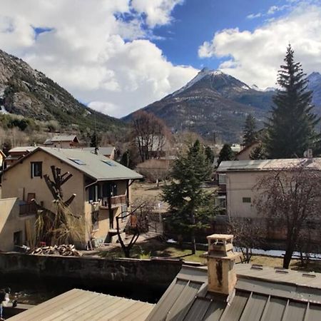 Maison Calme Independante Et Vue Sur Les Montagnes Briançon Eksteriør bilde